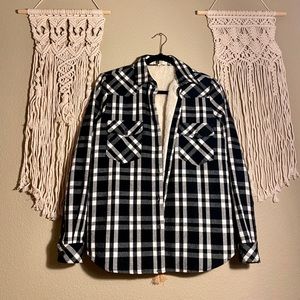 Tillys Black and White Thick Fluffy Flannel